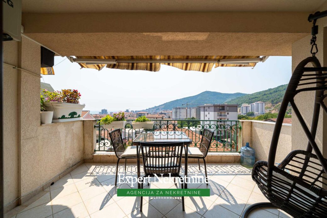 Apartment for sale in Budva