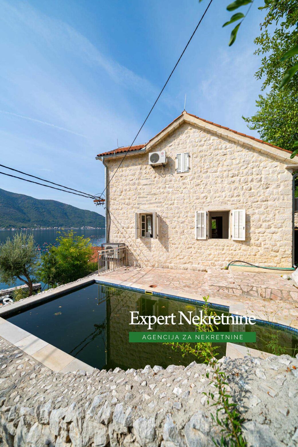 Stone house for sale in Bay of Kotor