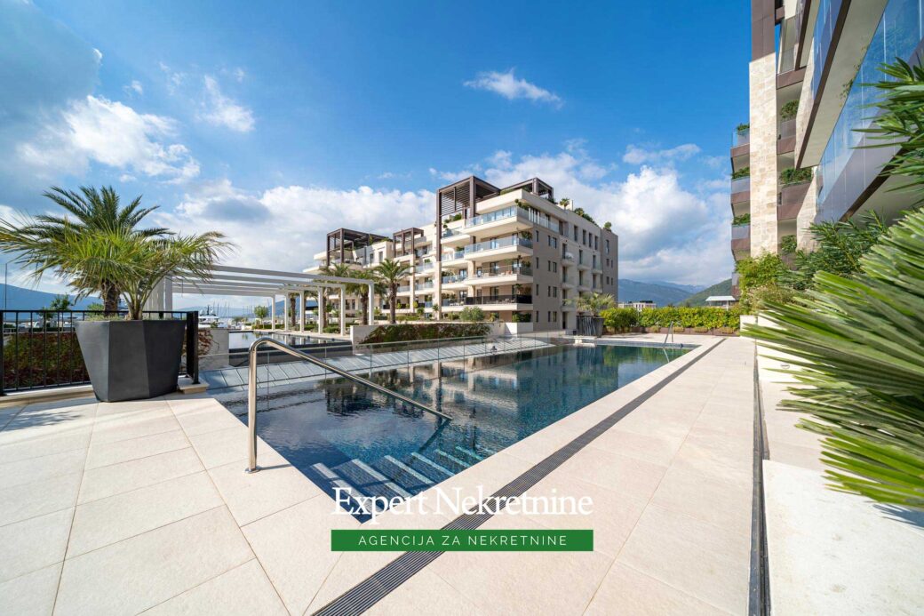 Luxury apartment for sale in Porto Montenegro