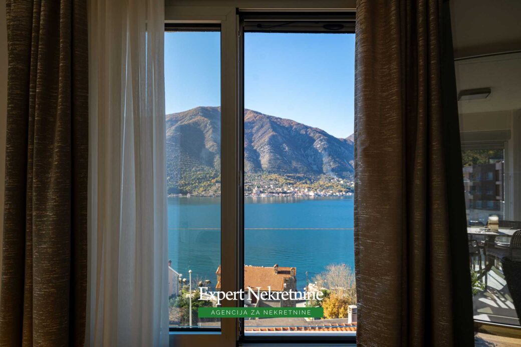 Apartment for sale in Bay of Kotor