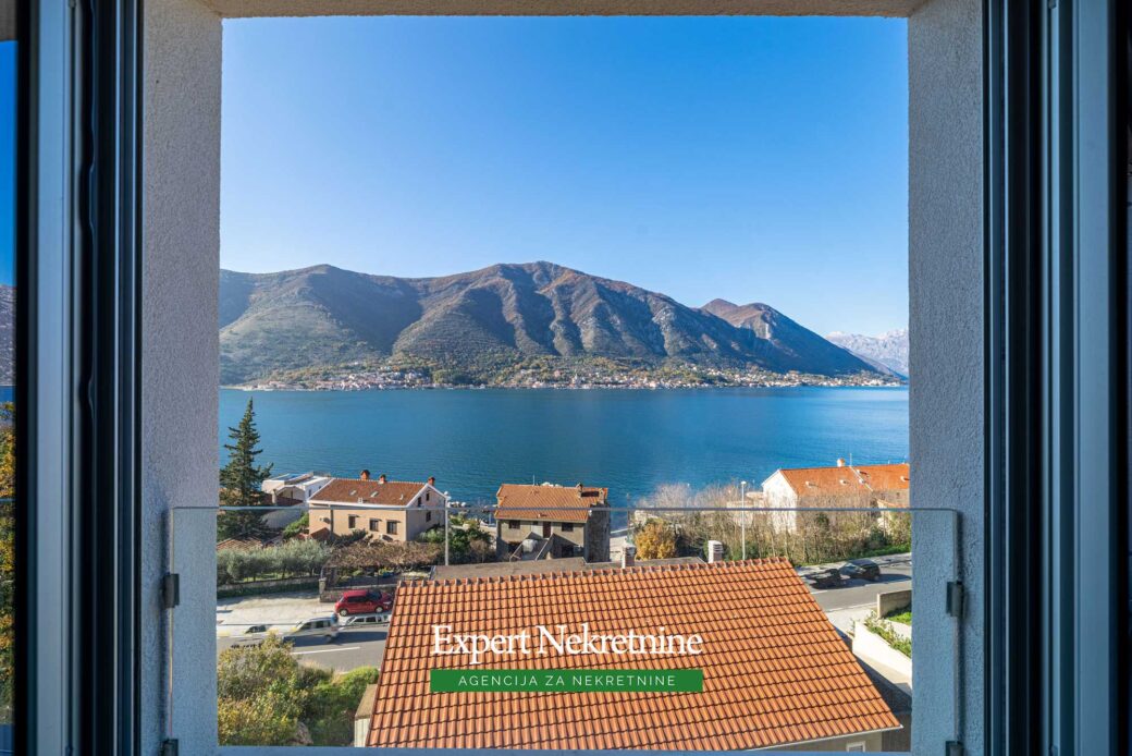 Apartment for sale in Bay of Kotor