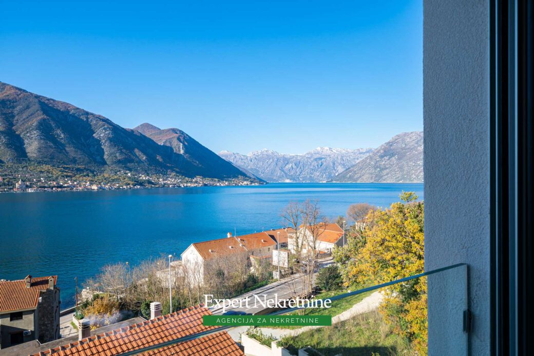 Apartment for sale in Bay of Kotor