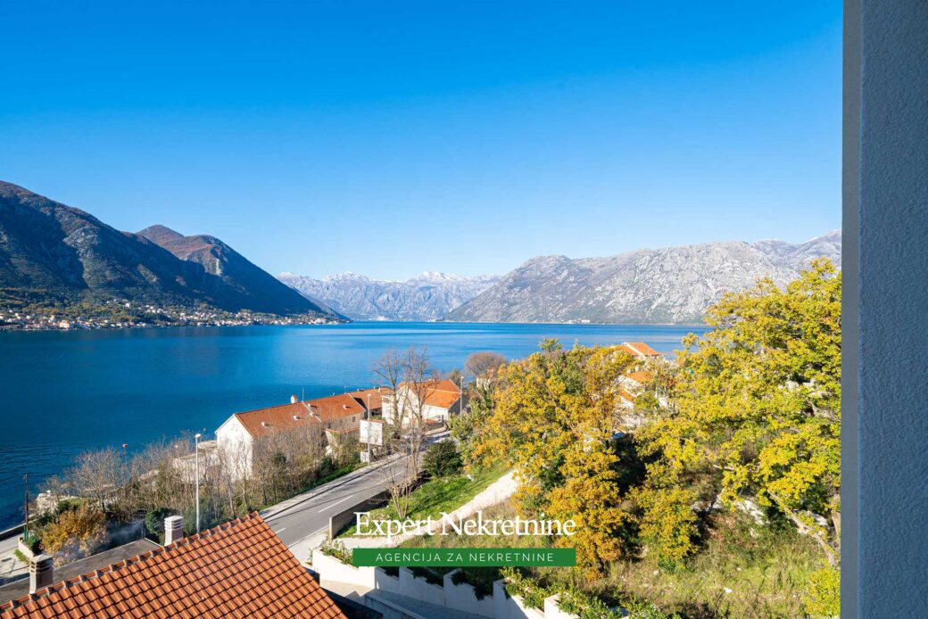 Apartment for sale in Bay of Kotor