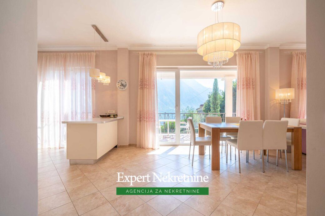 Apartment for sale in Bay of Kotor