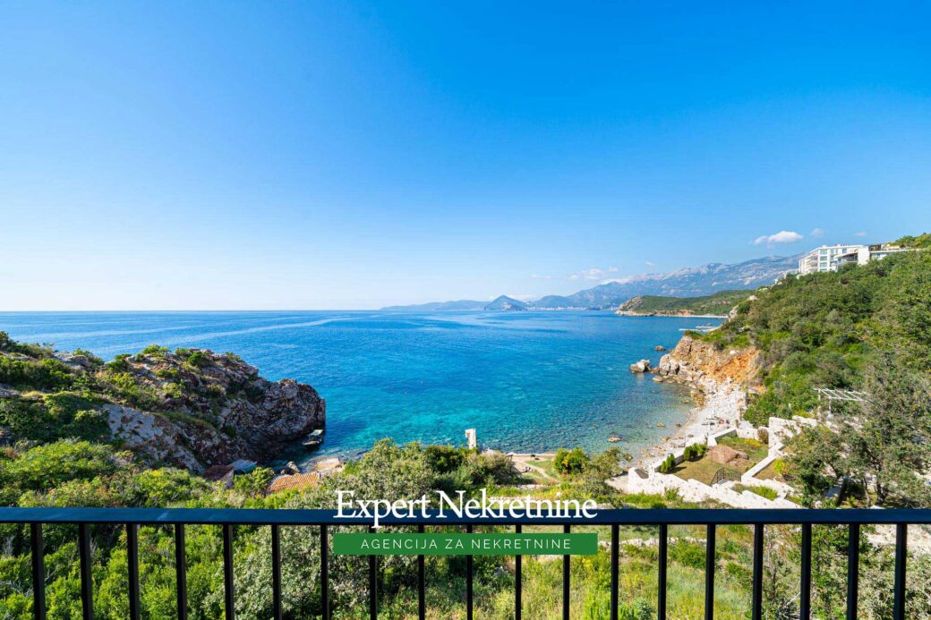 Luxury villa for sale in Budva Riviera