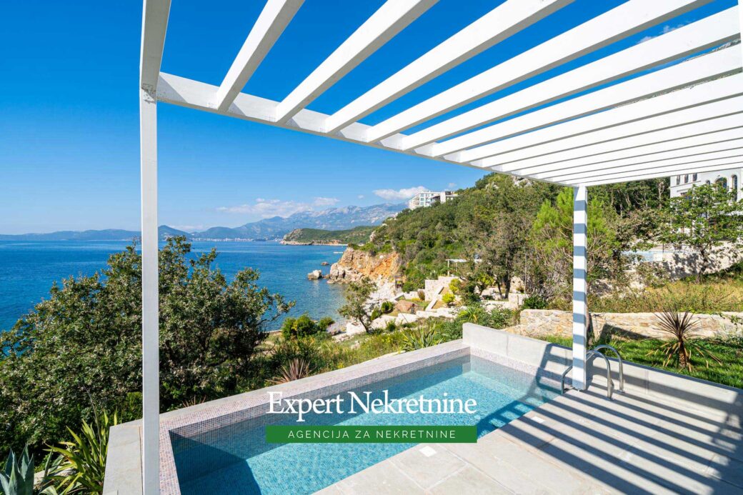 Luxury villa for sale in Budva Riviera