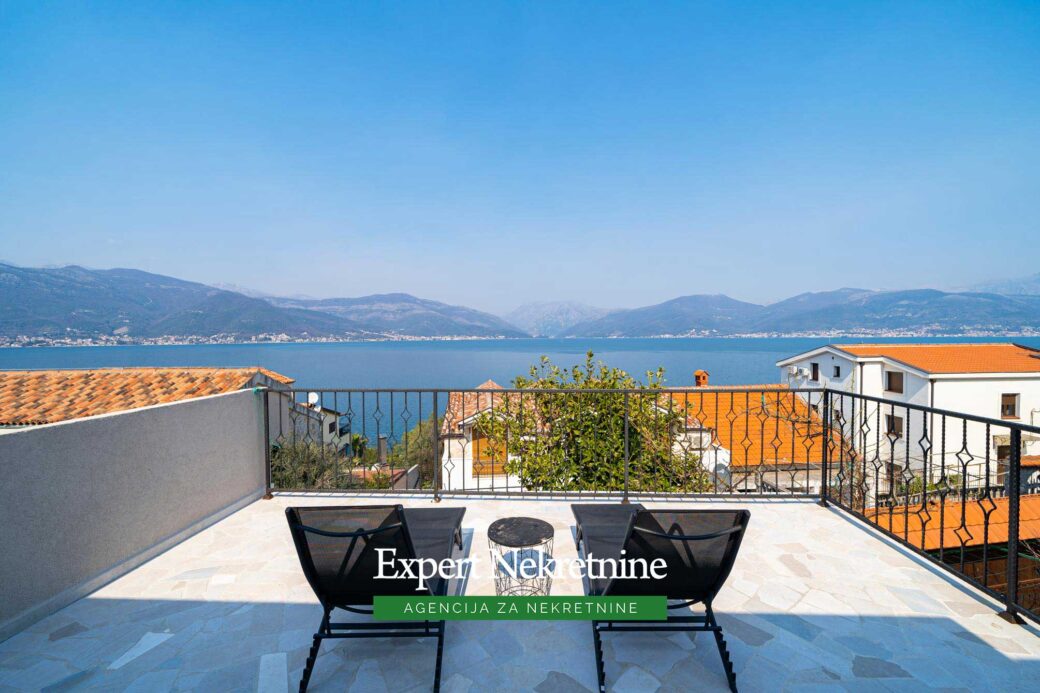 House for sale in Tivat bay