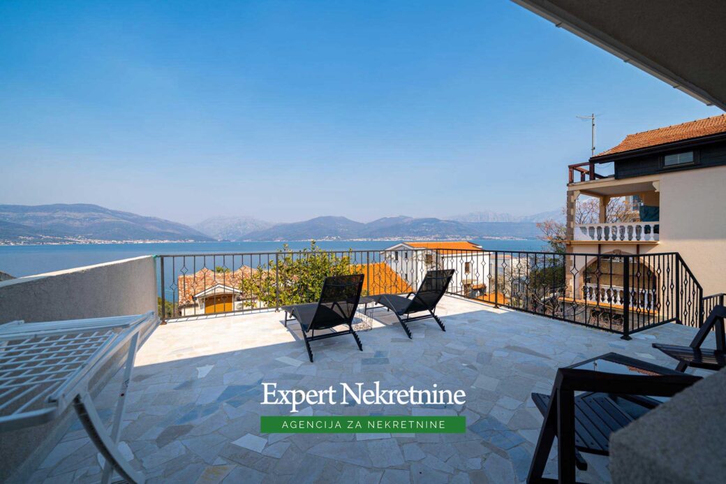 House for sale in Tivat bay