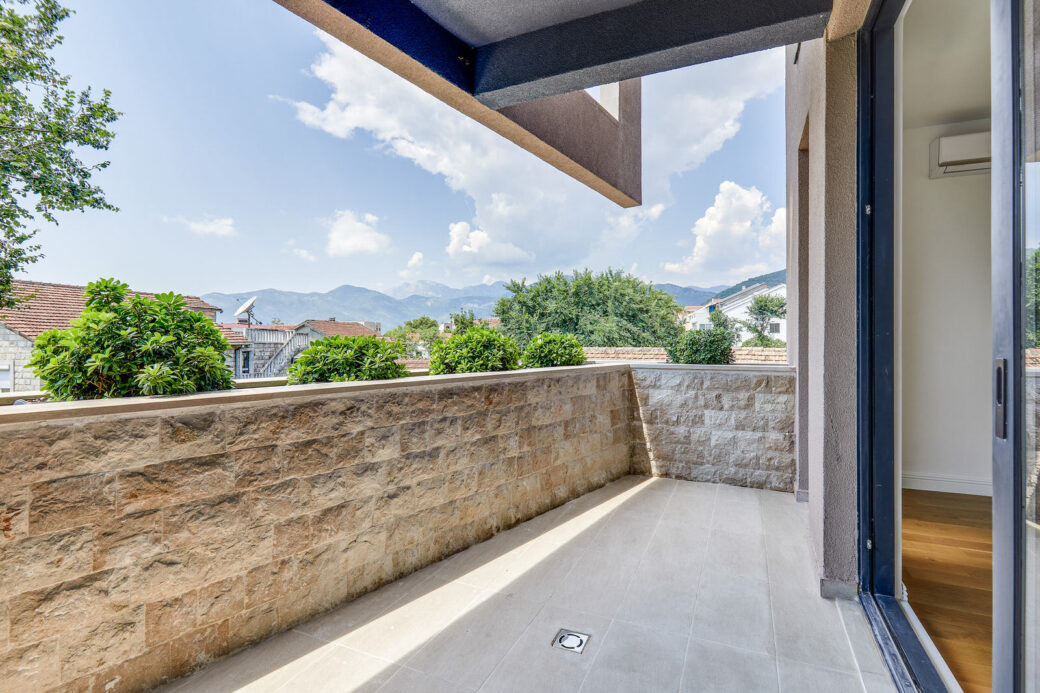 Apartments for sale near Porto Montenegro