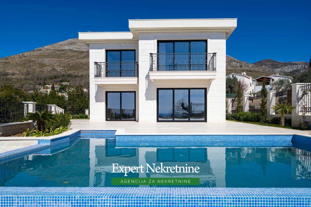 Luxury villa for sale in Budva Riviera