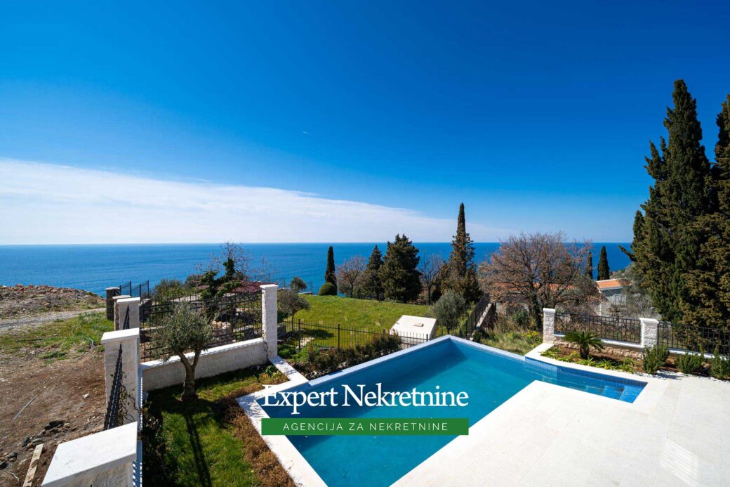 Luxury villa for sale in Budva Riviera