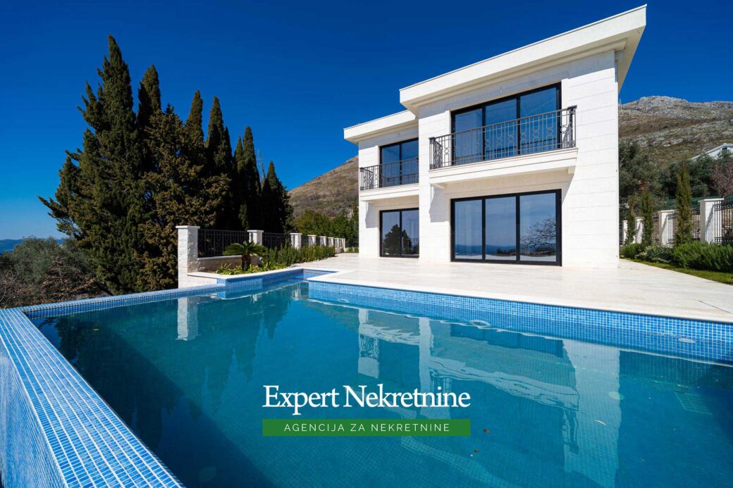 Luxury villa for sale in Budva Riviera