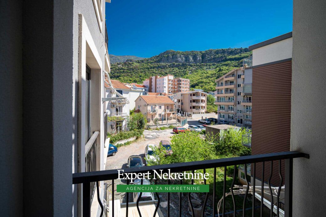 Apartment for sale in Budva