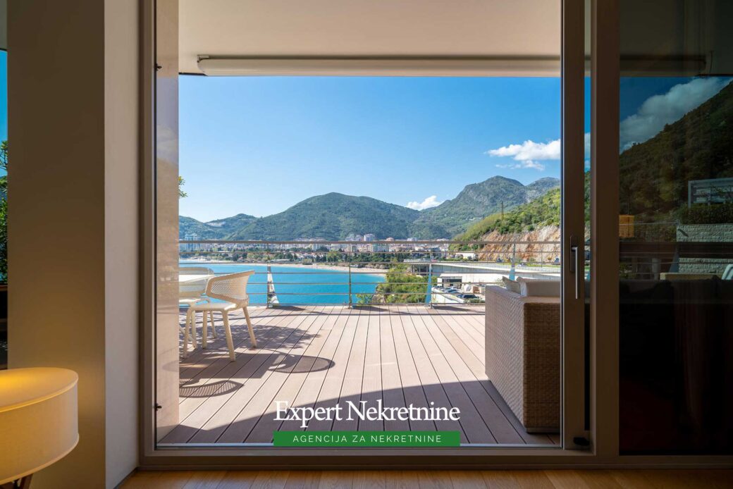 Luxury penthouse for sale in Budva