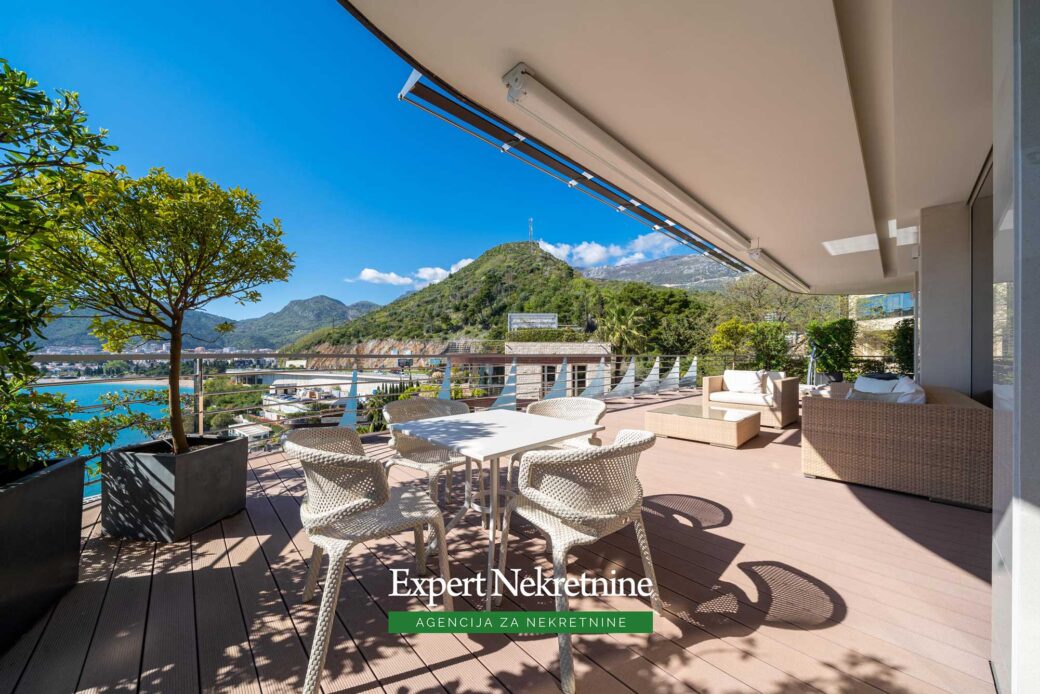 Luxury penthouse for sale in Budva