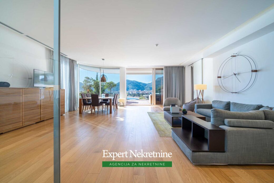 Luxury penthouse for sale in Budva