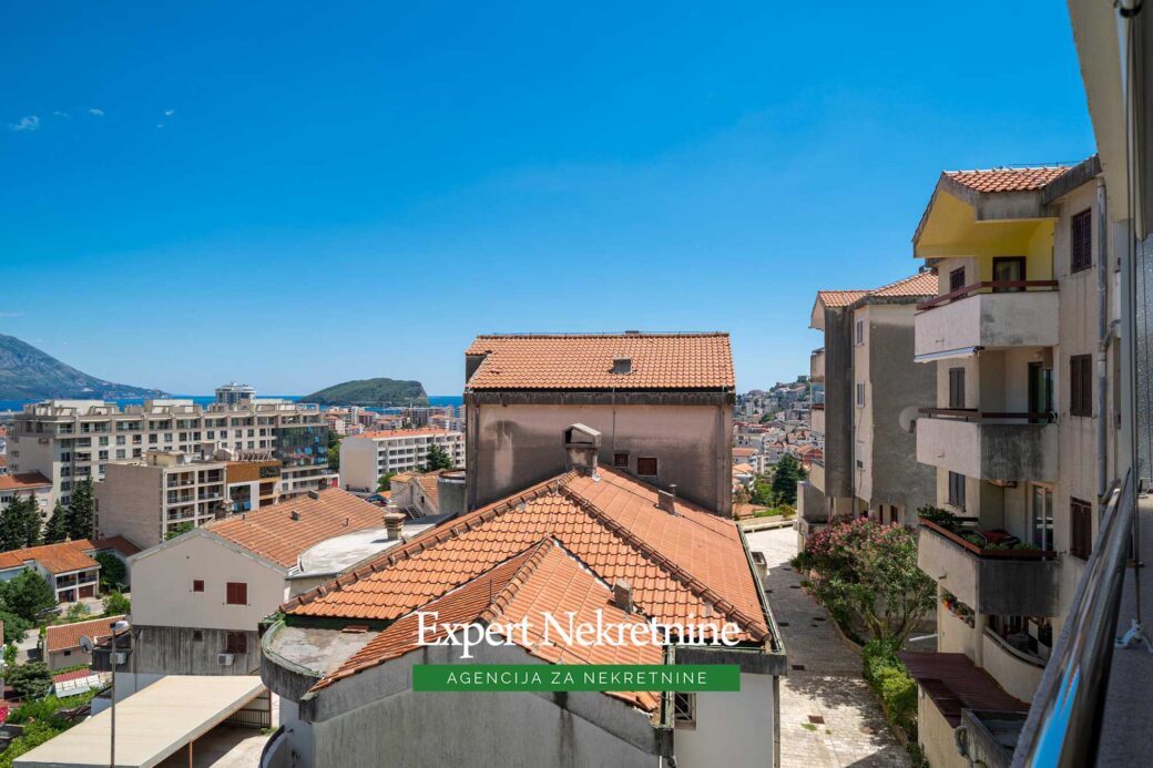 Apartment for sale in Budva