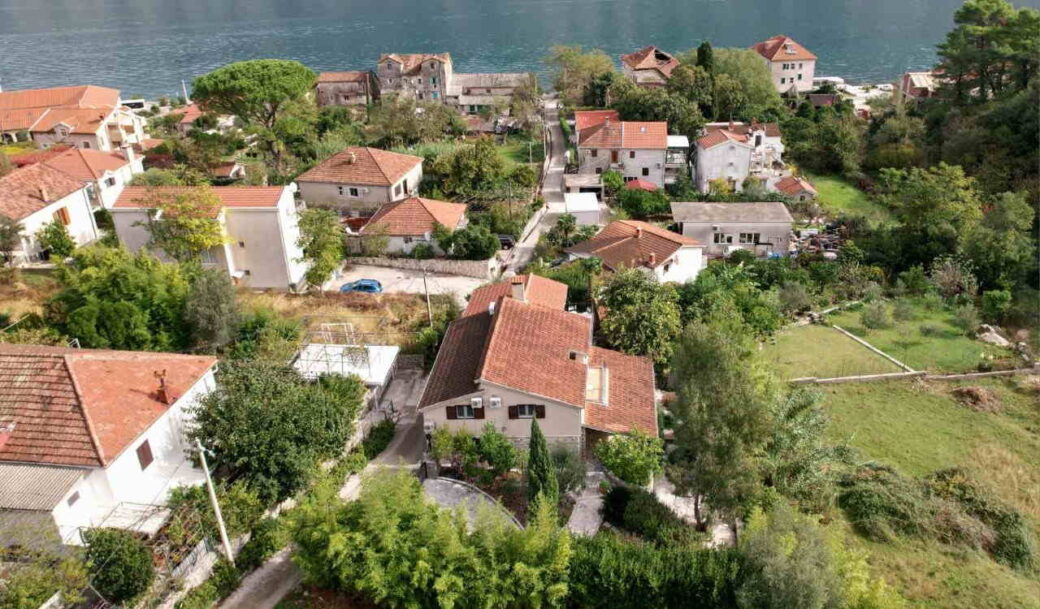 kotor-prcanj-house-232-sqm-land-plot-580-sqm-montenegro-for-sale-H-02246 (25)