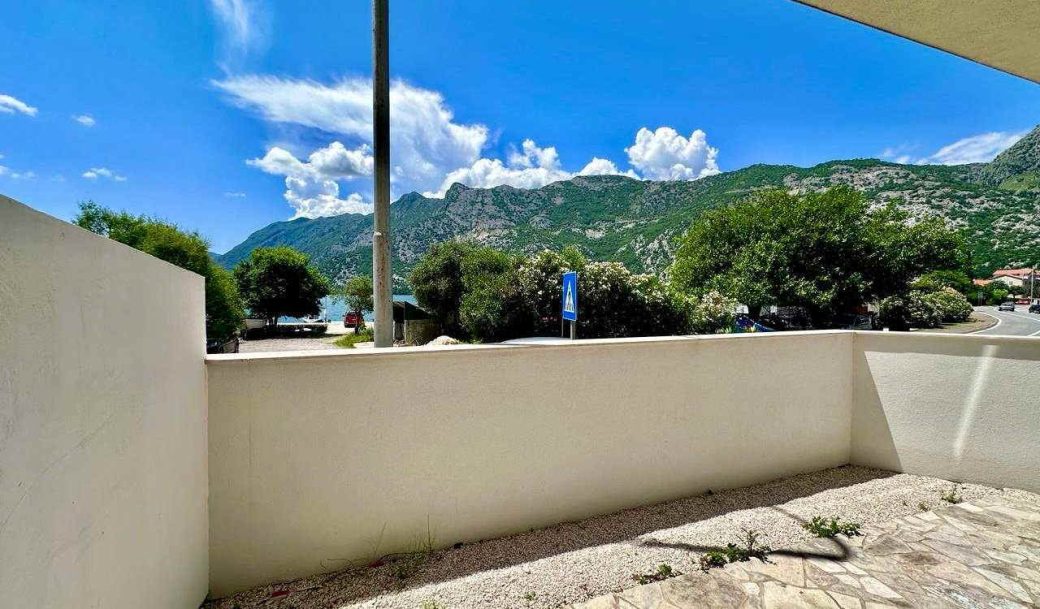 kotor-risan-apartment-one-bedroom-50-sqm-patio-30-sqm-montenegro-for-sale-A-02438 (17)