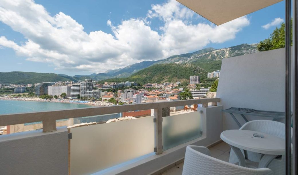 budva-rafailovici-apartment-one-bedroom-61-sqm-montenegro-for-sale-A-02541 (2)