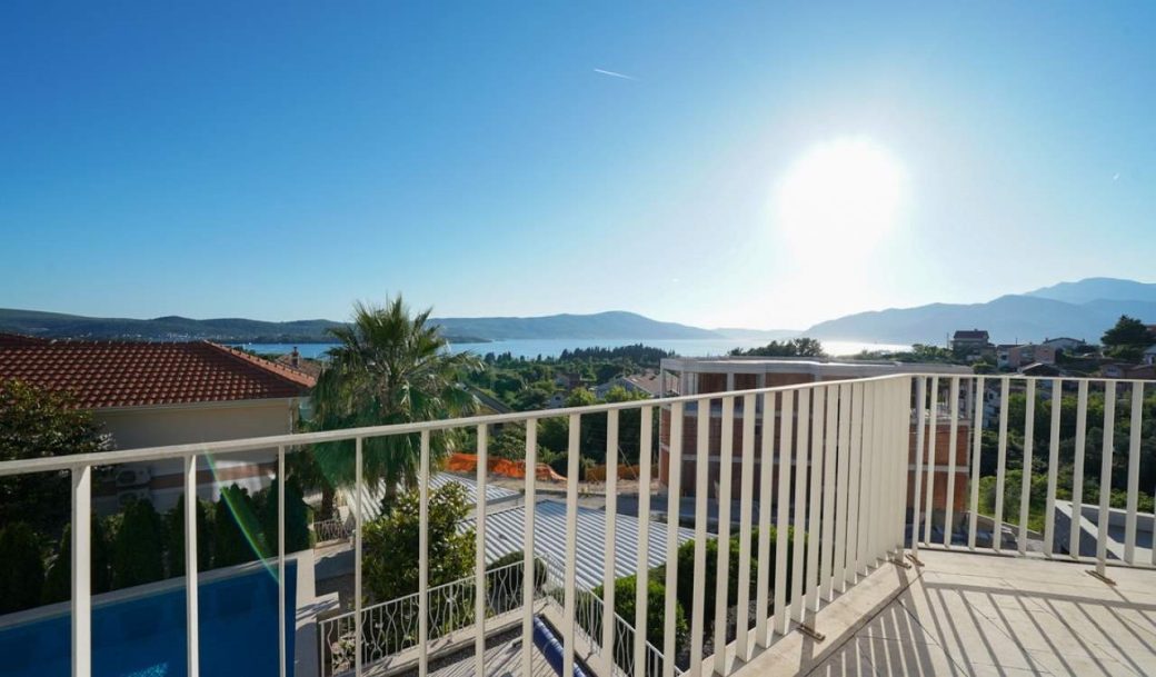 tivat-kava-four-bedroom-apartment-luxury-pool-bbq-zone-bay-view-montenegro-for-sale-V-00622 (9)