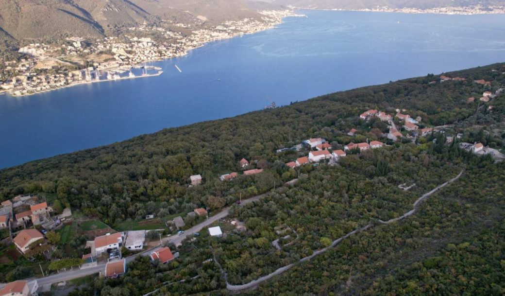 herceg-novi-lustica-zabrdje-land-plot-1680-sqm-montenegro-for-sale-P-02659 (4)