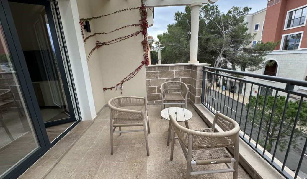 tivat-lustica-bay-apartment-one-bedroom-56-sqm-montenegro-for-sale-A-02666 (6)